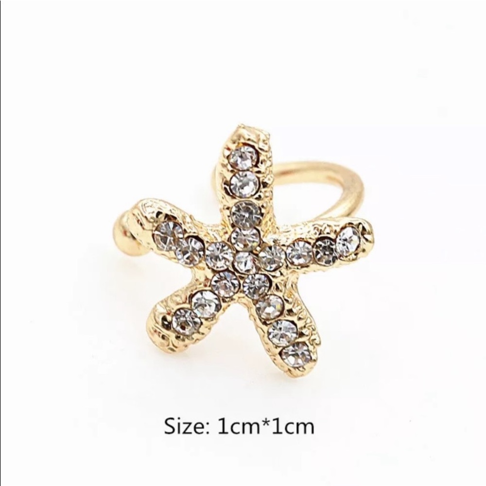 Adorable starfish ear cuff - I have one gold